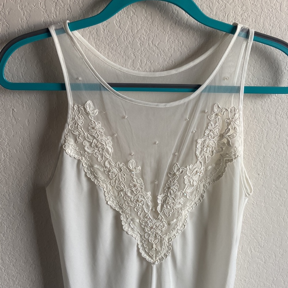 VINTAGE sheer white nightgown with lace and sequins - Picture 2 of 8